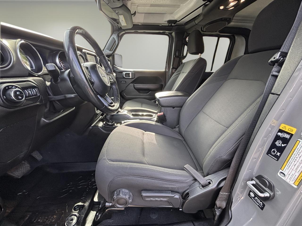 Jeep Gladiator Willys 4x4 2021