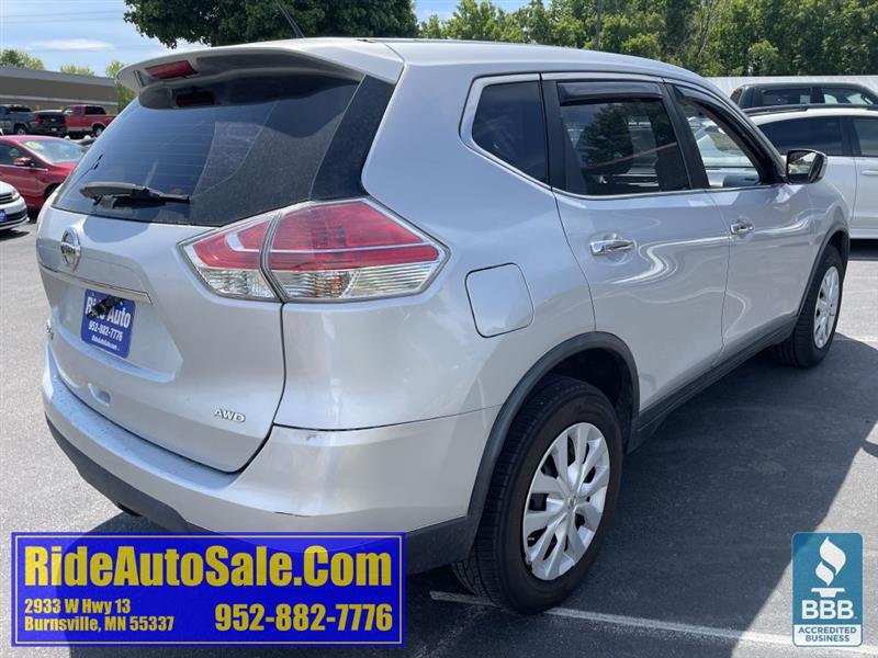 Nissan Rogue  2015