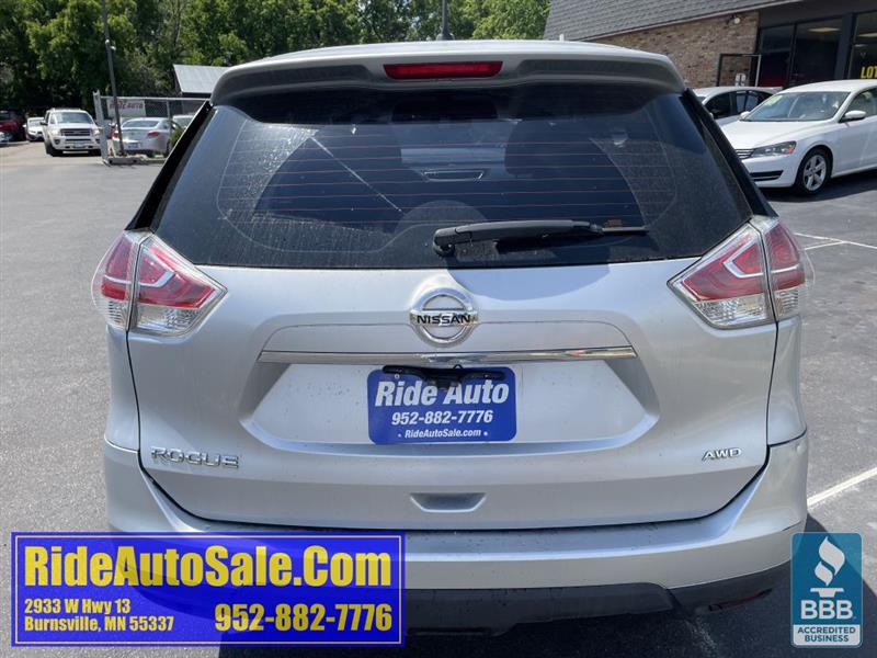 Nissan Rogue  2015