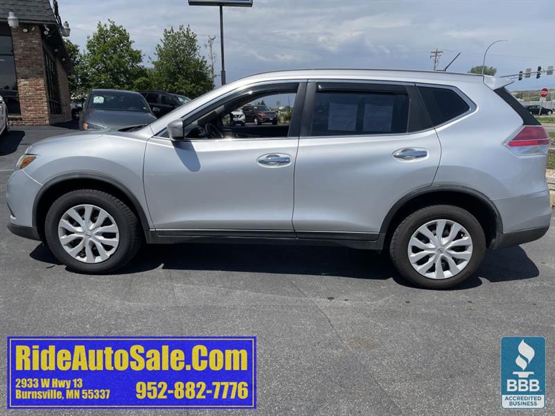 Nissan Rogue  2015