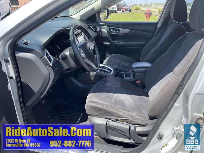 Nissan Rogue  2015