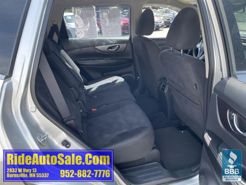 Nissan Rogue  2015