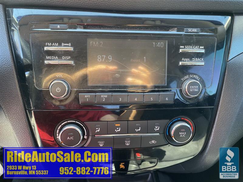 Nissan Rogue  2015