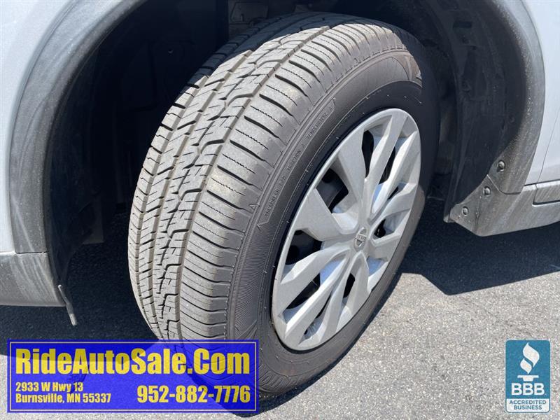 Nissan Rogue  2015