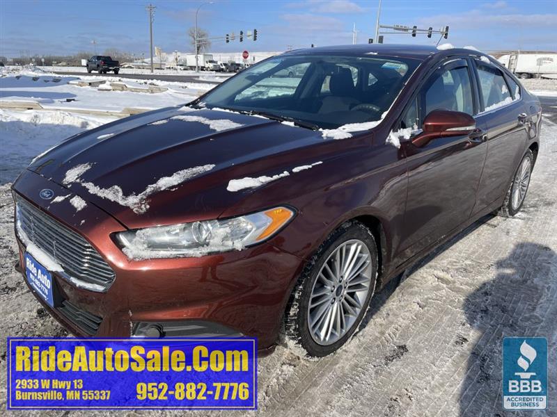 2015 Ford Fusion SE, 4dr sedan, reliable 2.5 4cyl, CLEAN !