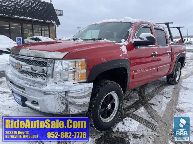 2012 Chevrolet Silverado 1500 LS, Crew cab 4dr, 4x4, V8, extra clean !