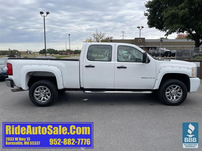 2007 Chevrolet Silverado 2500HD Work Truck photo 4