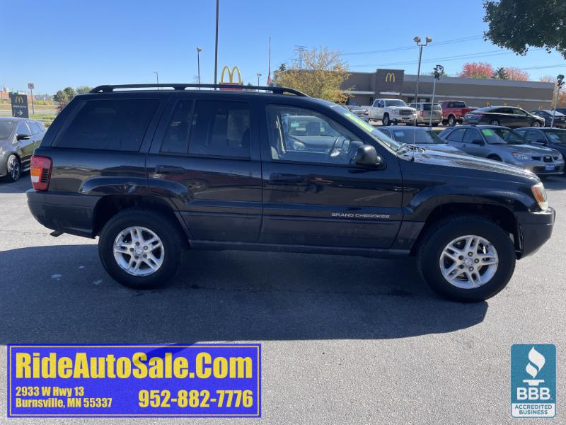 2004 Jeep Grand Cherokee Laredo photo 4