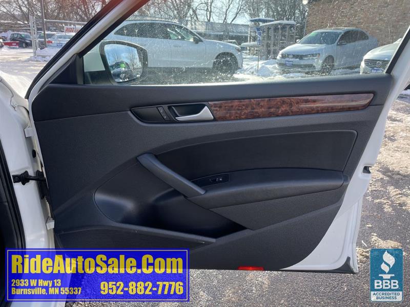 Volkswagen Passat  2013