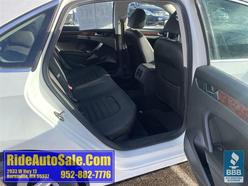 Volkswagen Passat  2013