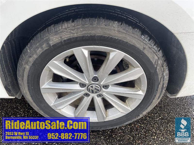 Volkswagen Passat  2013