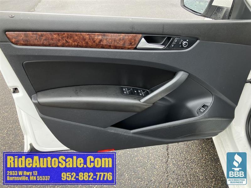 Volkswagen Passat  2013