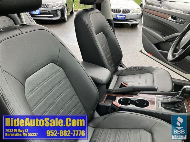 Volkswagen Passat  2013