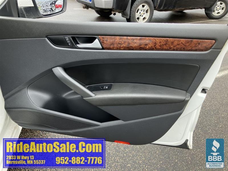 Volkswagen Passat  2013