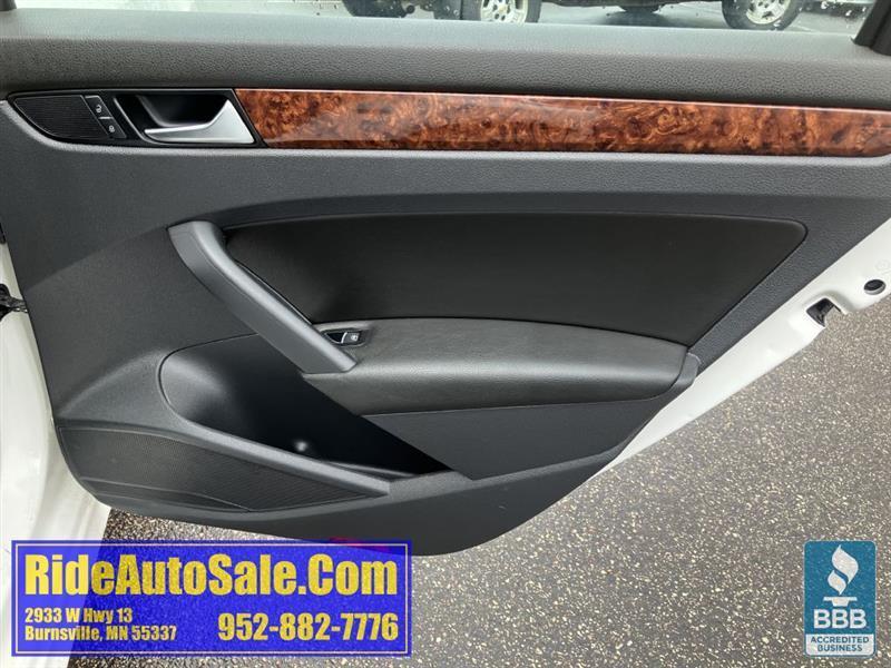 Volkswagen Passat  2013