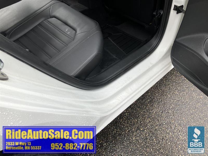 Volkswagen Passat  2013