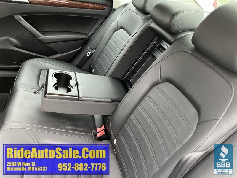 Volkswagen Passat  2013