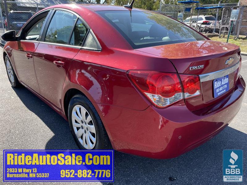 Chevrolet Cruze  2011