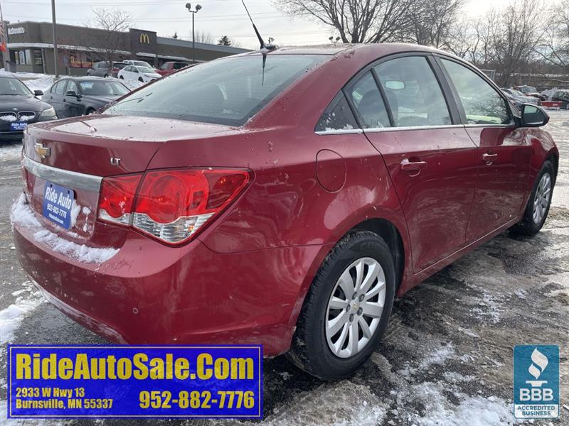 Chevrolet Cruze  2011