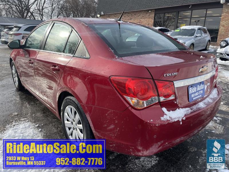 Chevrolet Cruze  2011
