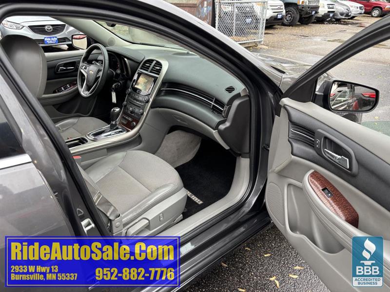 Chevrolet Malibu  2013