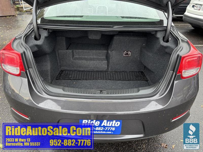 Chevrolet Malibu  2013