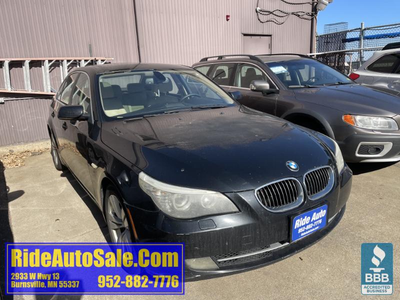 2010 BMW 5-Series 528i, 4dr sedan, reliable 3.0 6cyl, leather !