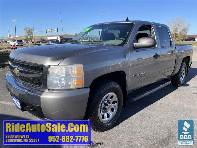 2007 Chevrolet Silverado 1500 LT, Crew cab 4dr, 4x4, V8, 1 owner !