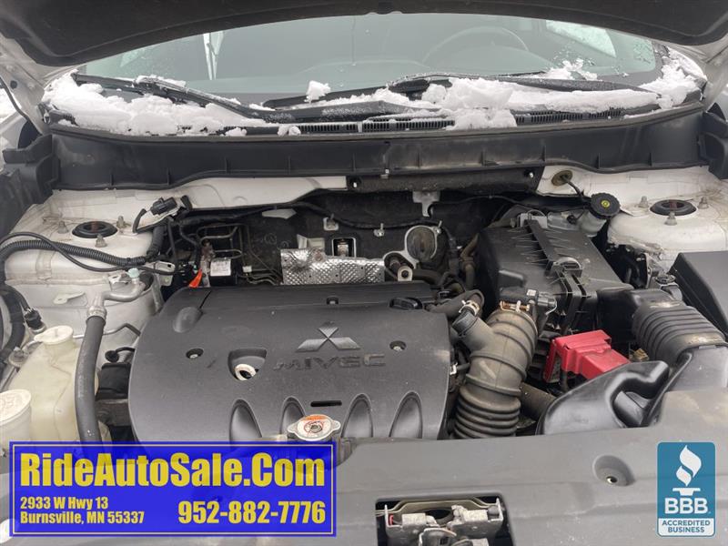 Mitsubishi Outlander Sport  2013