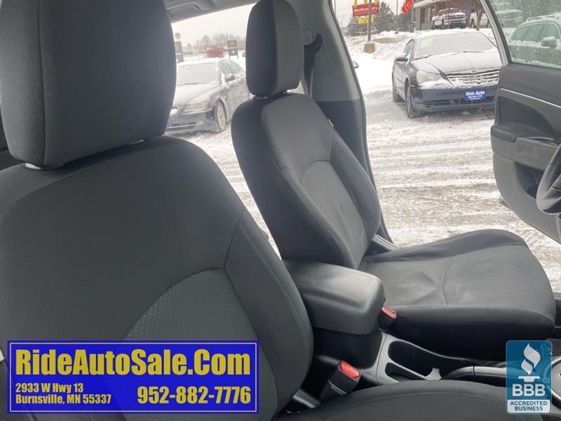 Mitsubishi Outlander Sport  2013