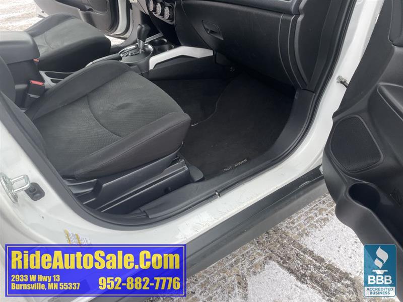 Mitsubishi Outlander Sport  2013