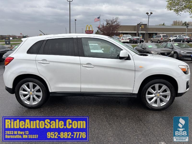 Mitsubishi Outlander Sport  2013