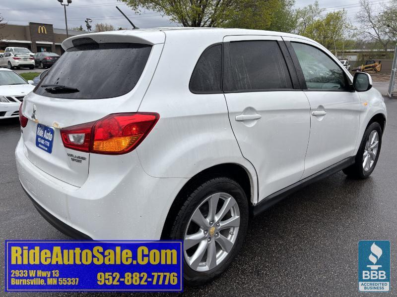 Mitsubishi Outlander Sport  2013