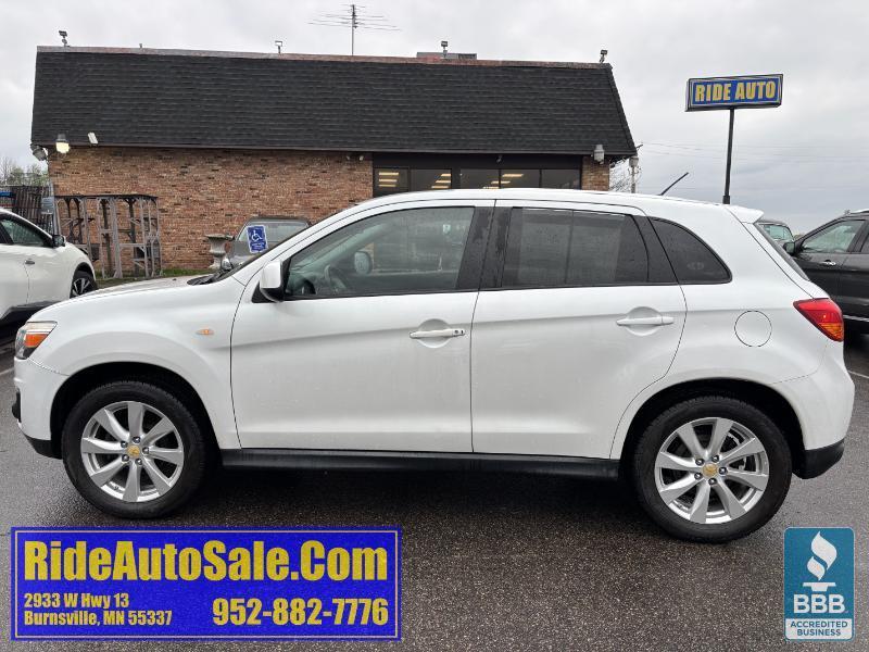 Mitsubishi Outlander Sport  2013