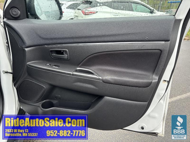 Mitsubishi Outlander Sport  2013