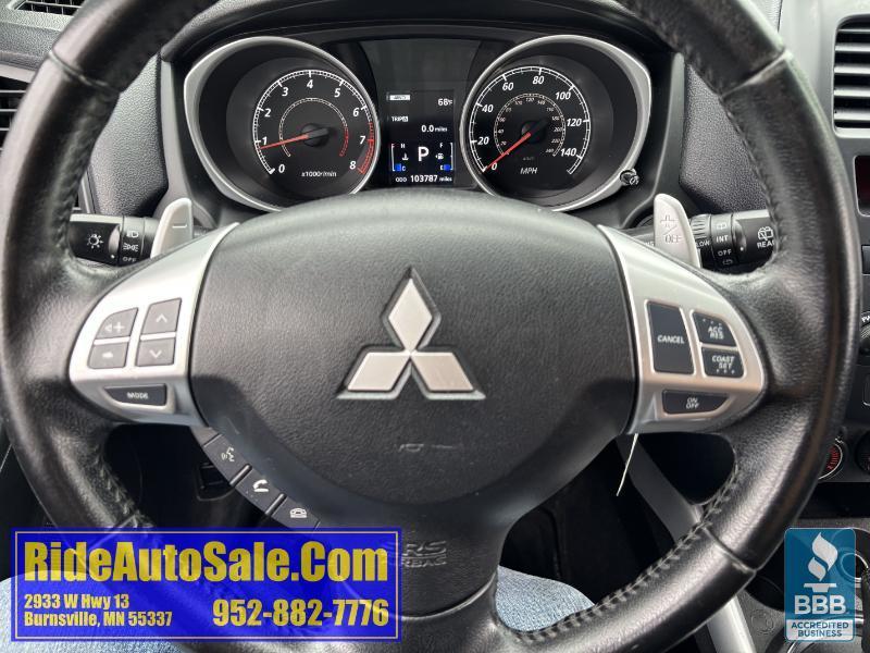 Mitsubishi Outlander Sport  2013