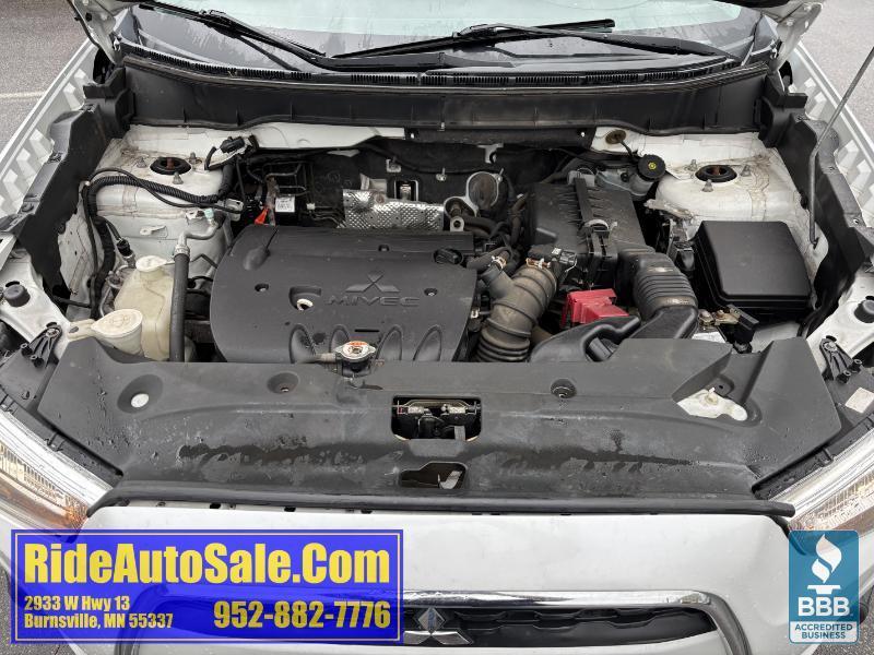 Mitsubishi Outlander Sport  2013