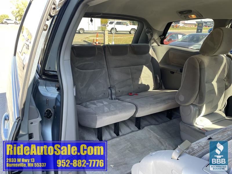 Toyota Sienna  2009