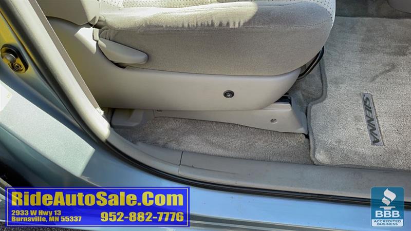 Toyota Sienna  2009