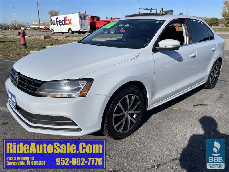 2018 Volkswagen Jetta SE TSi, 4dr sedan, 4cyl, leather, clean !