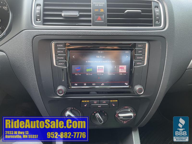 Volkswagen Jetta  2018