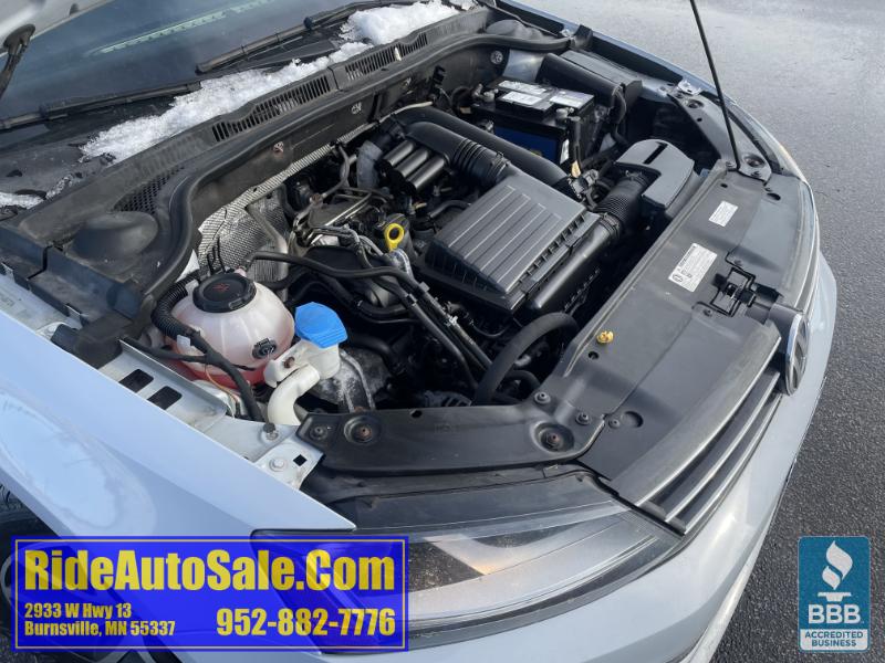 Volkswagen Jetta  2018