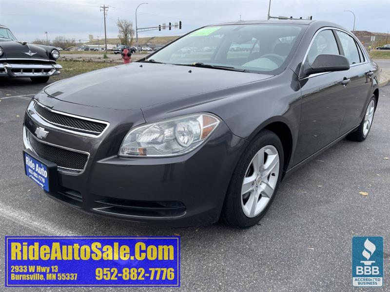 2011 Chevrolet Malibu LS, 4dr sedan, 2.4 4cyl, runs great  !