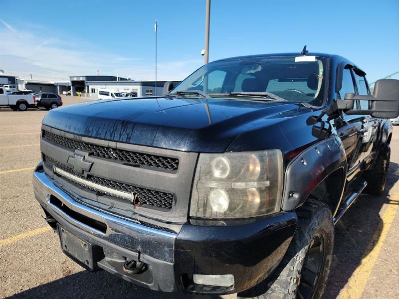 2010 Chevrolet Silverado 1500 LT1 Crew Cab 4WD