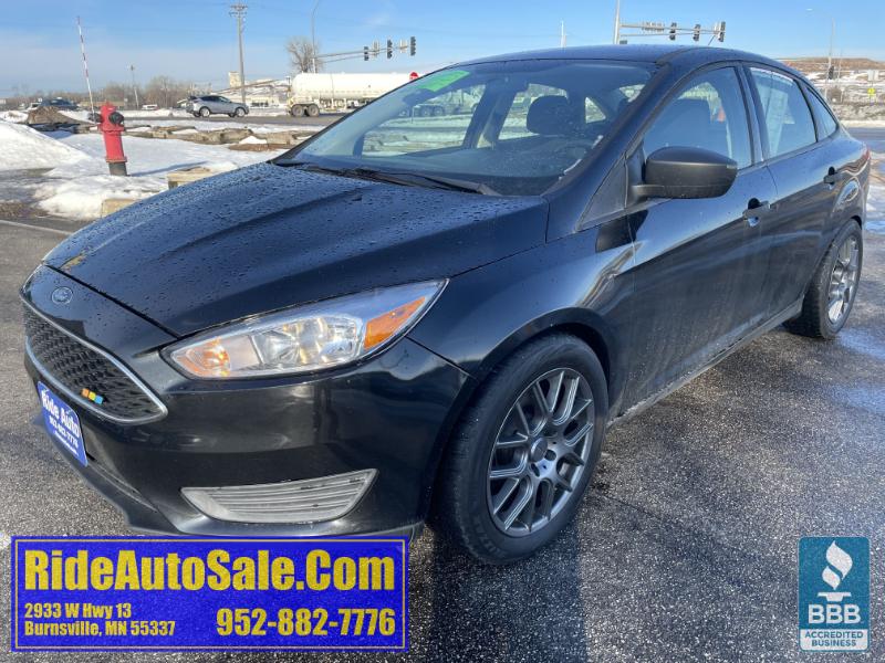 2015 Ford Focus S, 4dr sedan, reliable 2.0 4cyl, runs great !