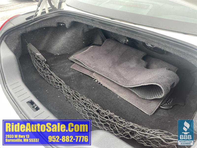 Infiniti G Coupe  2011