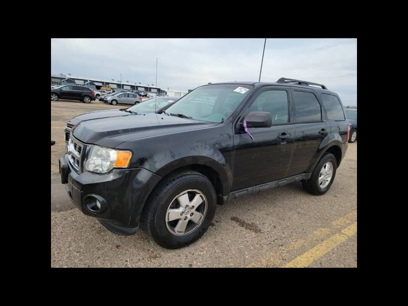2011 Ford Escape XLT, Cross Over SUV, 4x4, 3.0 V6, runs great !