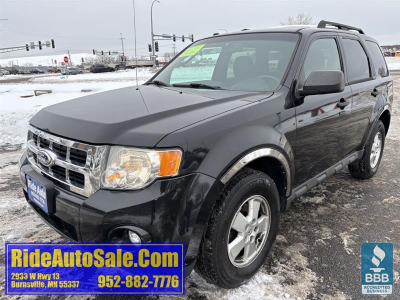 2011 Ford Escape XLT, Cross Over SUV, 4x4, 3.0 V6, runs great !