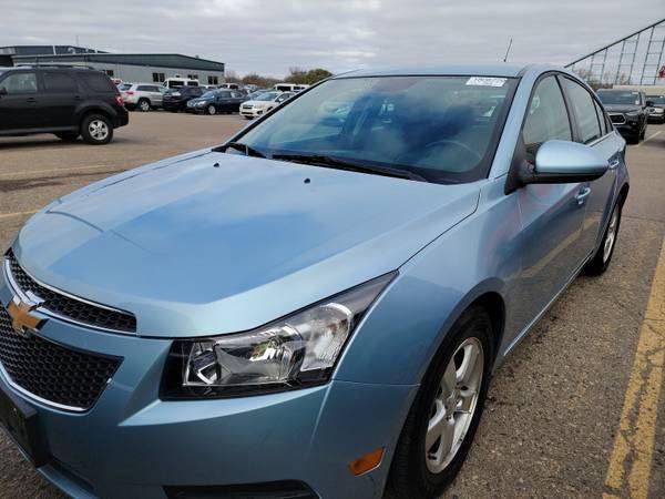 2012 Chevrolet Cruze LT, 4dr sedan, reliable 4cyl, runs great !