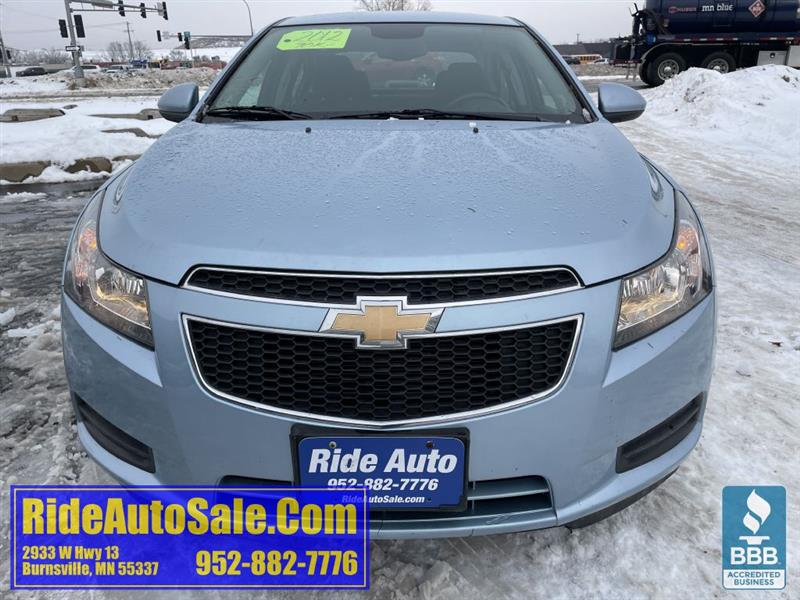 Chevrolet Cruze  2012